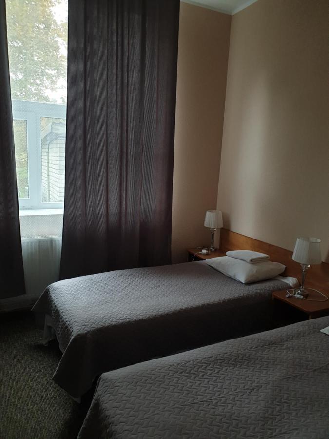 Hotel Yes Нарва-Йиесуу Екстер'єр фото