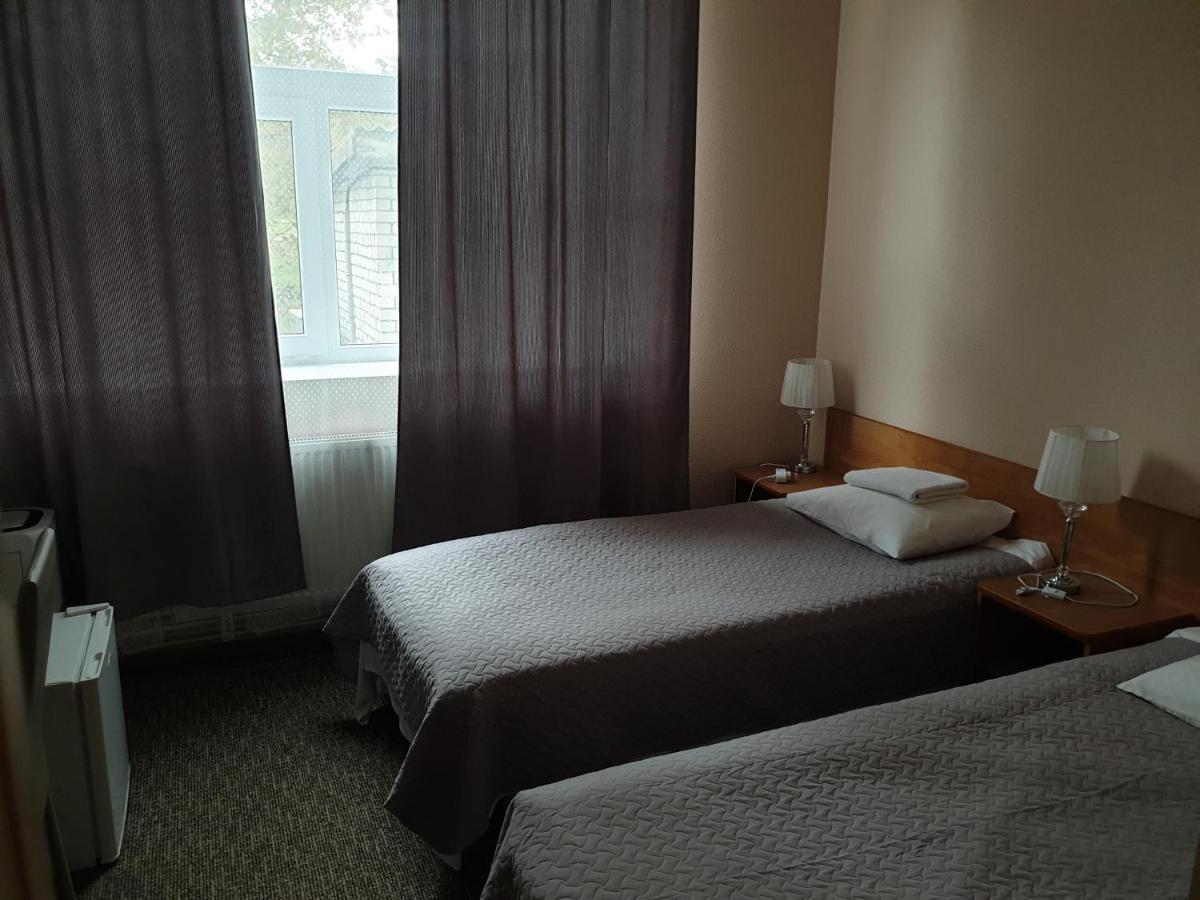 Hotel Yes Нарва-Йиесуу Екстер'єр фото